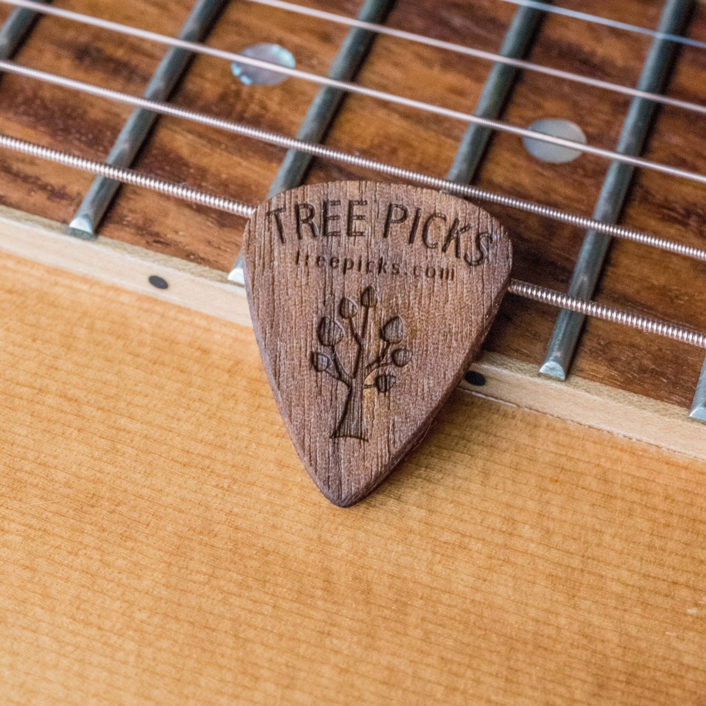 Tree Picks Walnut (5 picks)